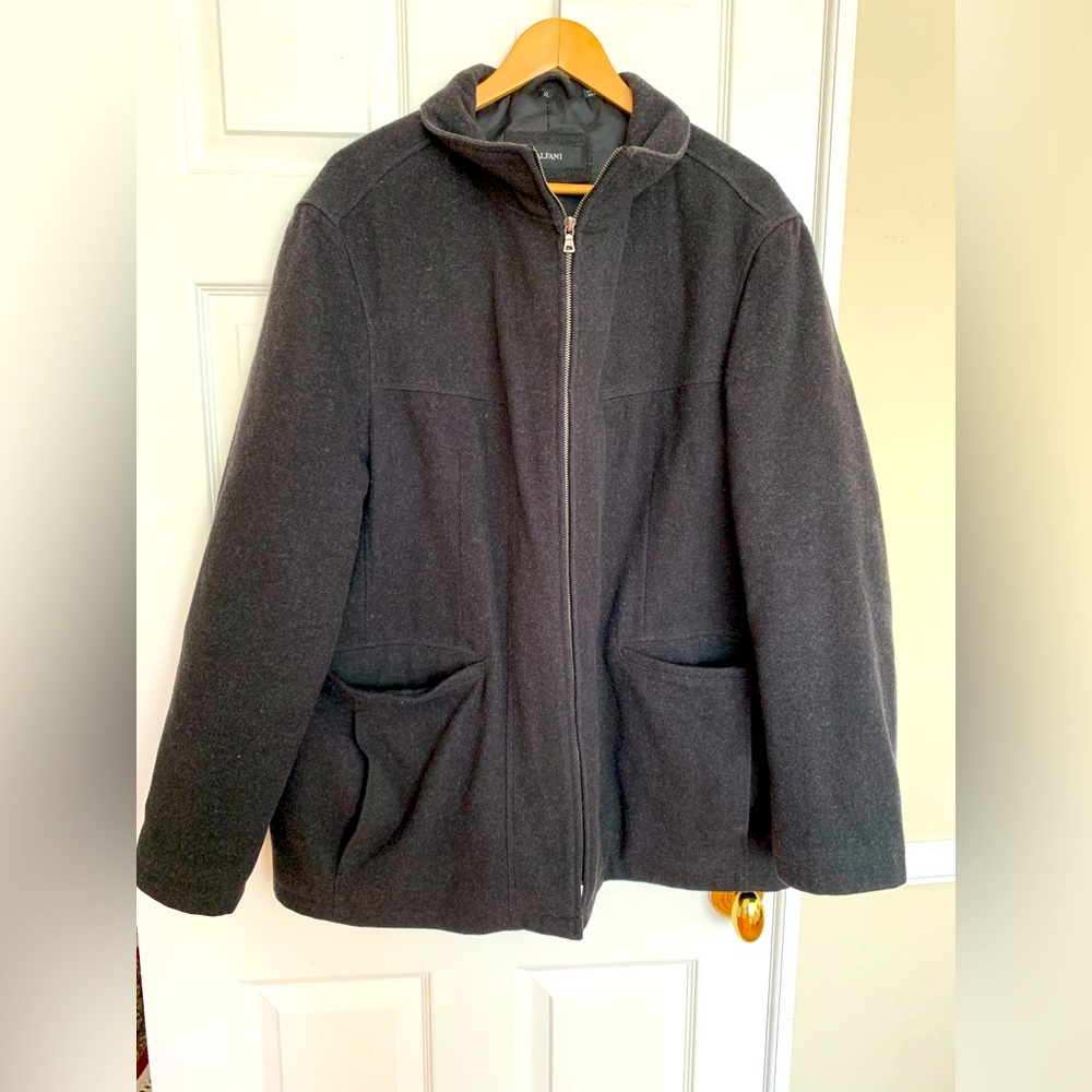 Alfani Wool Coat: Zip Closure, Side pockets, 2 Internal Pockets, Lined XL